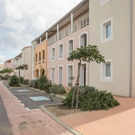 Lagrange Catalana 4*