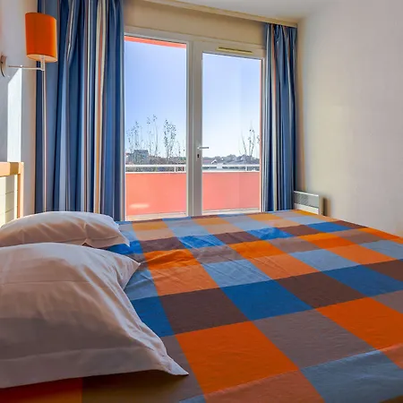 Lagrange Catalana 3*
