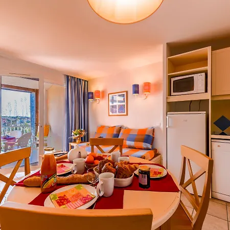 Lagrange Catalana 4*